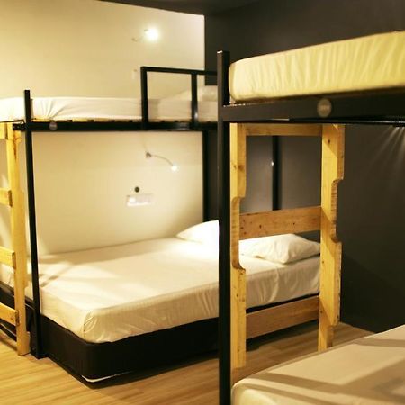 Revopackers Beds And Bunks Vandrehjem Kuala Lumpur Eksteriør billede