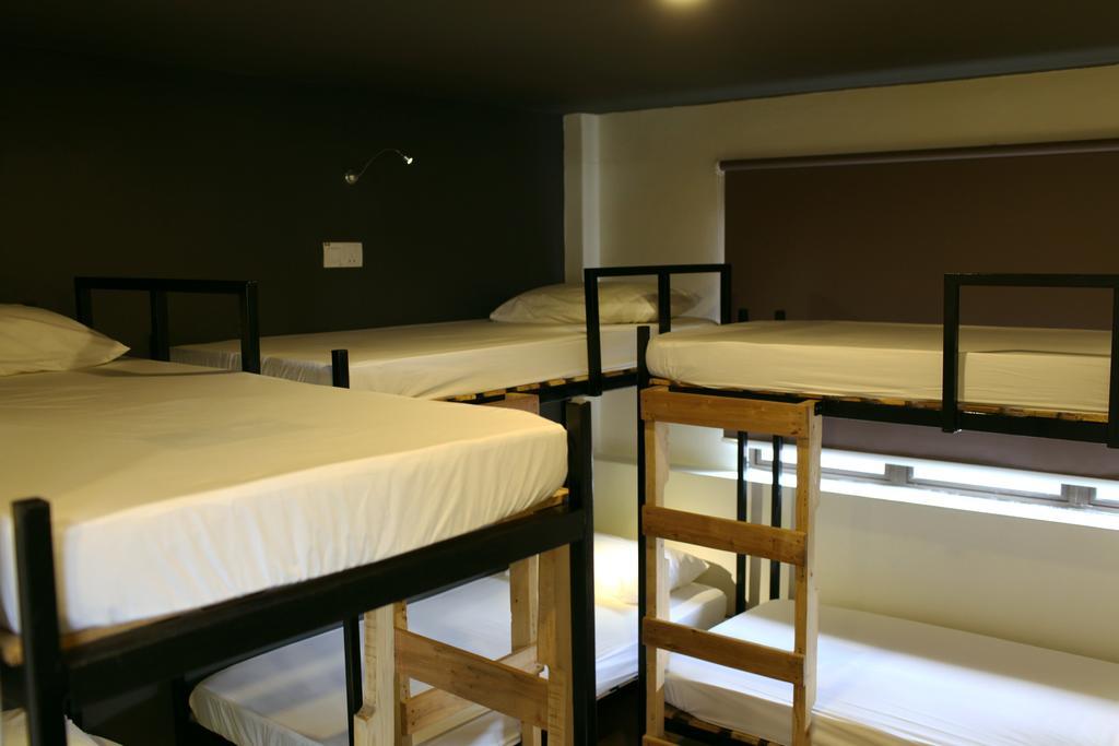 Revopackers Beds And Bunks Vandrehjem Kuala Lumpur Eksteriør billede